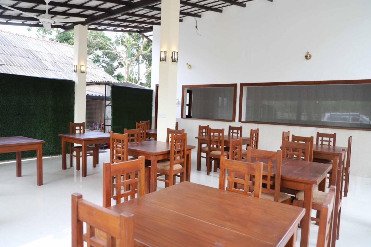 Ilamparuma Hotel Weligama Exterior photo